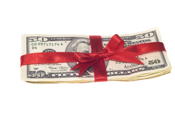 How is the gift tax calculated?