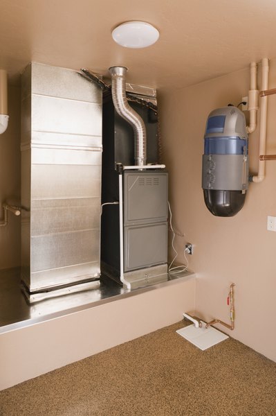 How many BTUs of natural gas does it take to heat a 1,700-square-foot home?