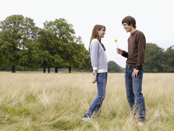 Early stages of dating a guy
