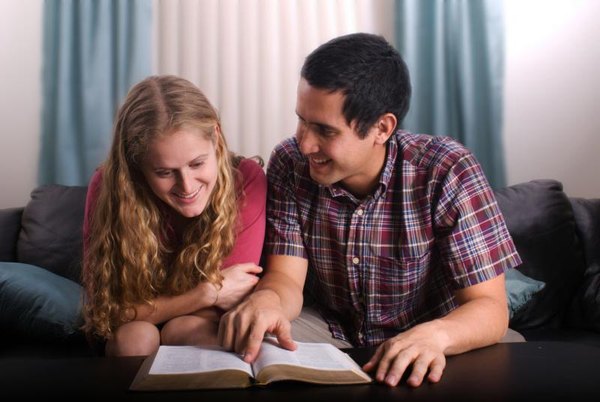 Healthy christian dating relationships
