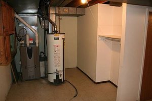 Where can someone purchase a used mobile home furnace?