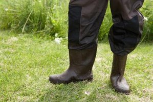 how to fix scuffed rubber boots