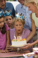 Gift Ideas for a Mom's 60th Birthday | eHow