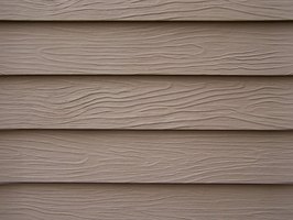 Vinyl Siding Ideas for a Small Ranch | eHow