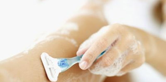 George Doyle/Stockbyte/Getty Images Say good-bye to razor bumps by learning a few tricks.
