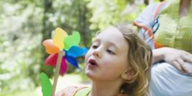 Jupiterimages/Brand X Pictures/Getty Images Pinwheels are simple crafts for a birthday party that are sure to be a hit!