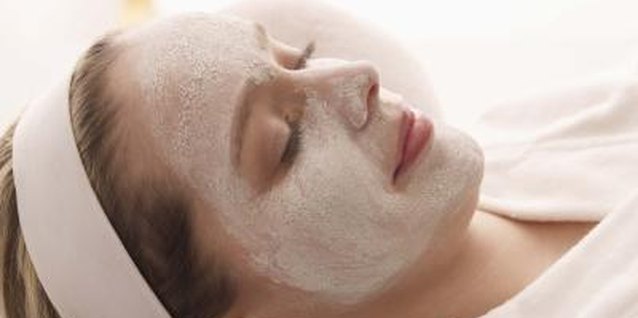 Jupiterimages/Comstock/Getty Images A facial has many stages and does more than just pamper.