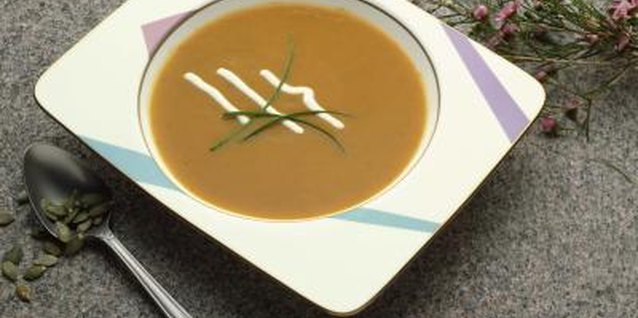 Jupiterimages/Comstock/Getty Images Puréed meals can be both nutritious and flavorful.