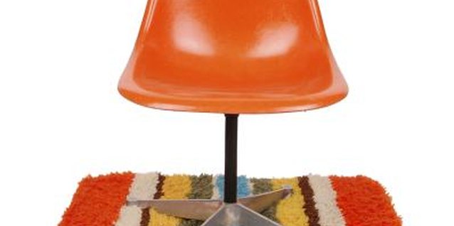 Hemera Technologies/PhotoObjects.net/Getty Images Home decor colors of the Post-Modern era reflected a broader movement.