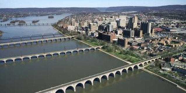Jupiterimages/Comstock/Getty Images Stroller in tow, take your toddler for a simple walk across the bridges of Harrisburg.