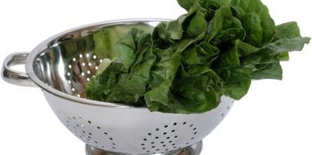 Zedcor Wholly Owned/PhotoObjects.net/Getty Images Serve red stemmed spinach fresh in salads or cook as you would regular spinach.