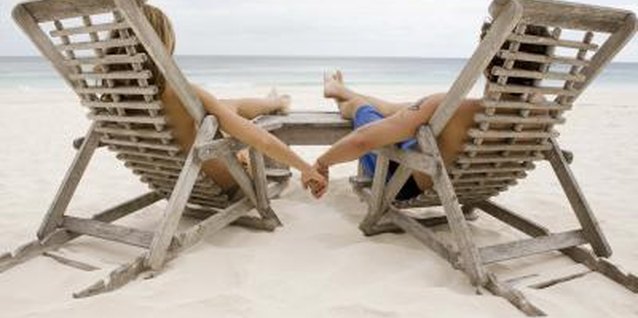 Jupiterimages/Creatas/Getty Images A marriage retreat can help couples reconnect.
