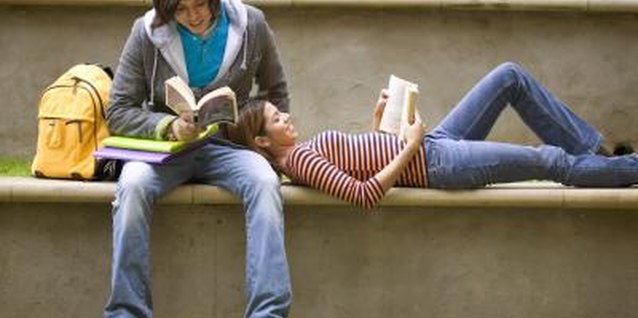 Creatas Images/Creatas/Getty Images Academics and romance can mix well.