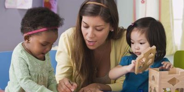 Jupiterimages/Comstock/Getty Images Tracing shapes builds skills to trace letters.