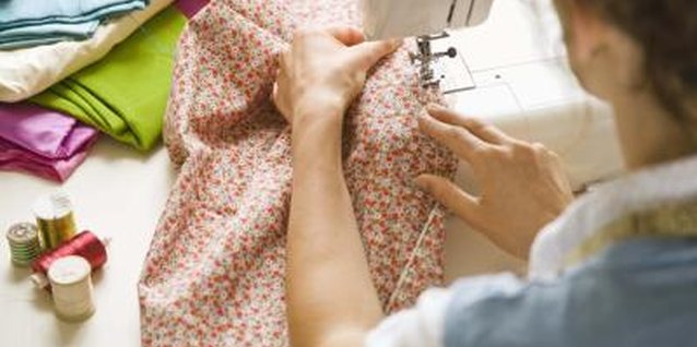 Jupiterimages/Polka Dot/Getty Images A ruffle-top curtain adapts to many decor styles.