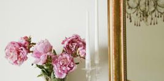 Jupiterimages/Polka Dot/Getty Images Odd-shaped objects look best when displayed as collections.