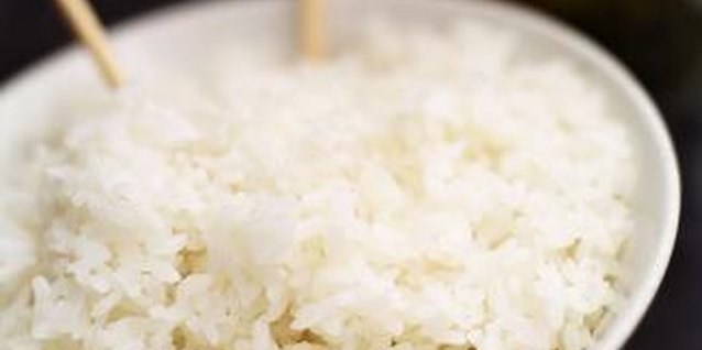 NA/Photos.com/Getty Images The quicker you cool rice, the less likely it will make you sick.