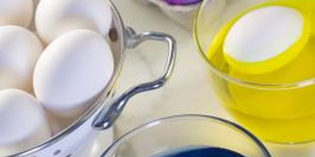 Jupiterimages/Creatas/Getty Images Food coloring is fun with Easter eggs, but can also be added to a toddler's food.