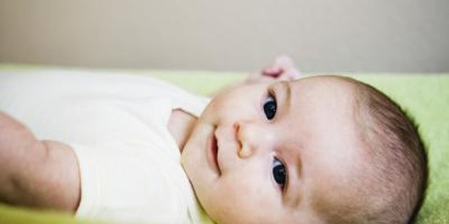 Jupiterimages/Brand X Pictures/Getty Images Share the news of your baby's gender in an unforgettable way.
