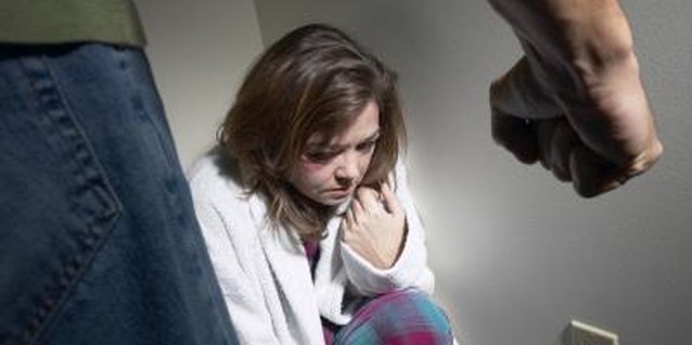 Hemera Technologies/AbleStock.com/Getty Images No one should have to live in fear of abuse by an intimate partner.