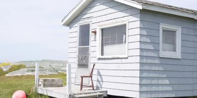 Hemera Technologies/AbleStock.com/Getty Images Sun-bleached is not the only beach color vibe your home can wear.