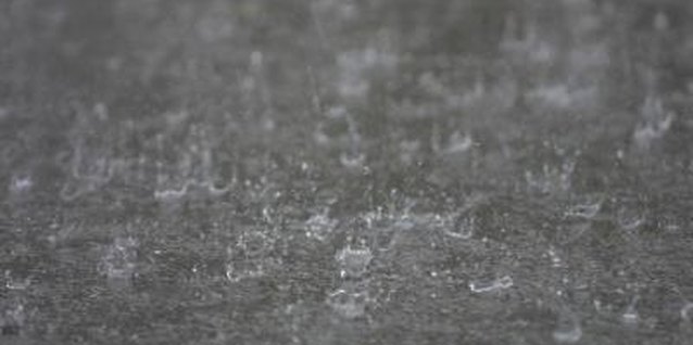 Hemera Technologies/AbleStock.com/Getty Images Keep your kids busy on a rainy day.