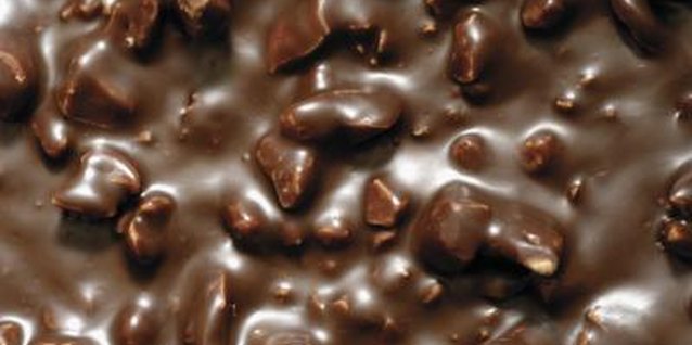 Medioimages/Photodisc/Digital Vision/Getty Images Crunchy, creamy and chewy are different types of textures.