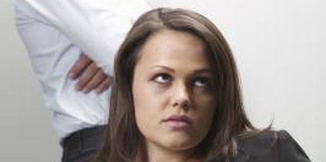 Jupiterimages/liquidlibrary/Getty Images Stay patient when dealing with a man who thinks he's never wrong.
