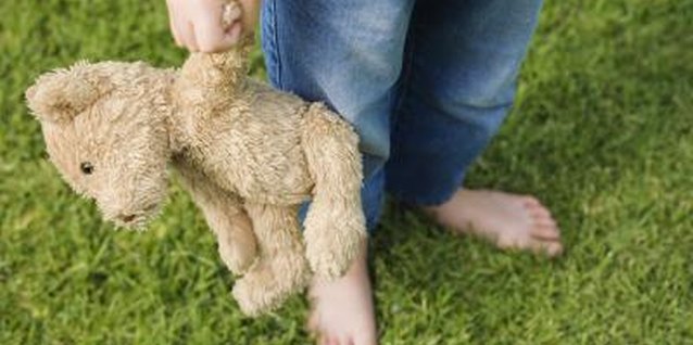 Jupiterimages/Polka Dot/Getty Images A favorite teddy can help you teach about touch.