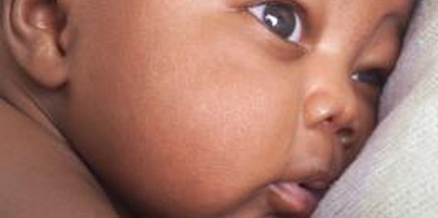 Photodisc/Photodisc/Getty Images Newborns are very nearsighted and can see only fuzzy shapes.