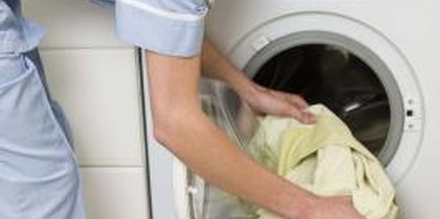 Jupiterimages/Polka Dot/Getty Images Scheduling chores can help keep your home pristine.