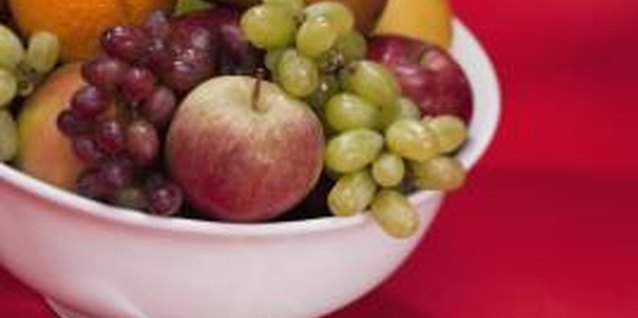Comstock Images/Comstock/Getty Images Fruit is an easy snack that packs nutrition.