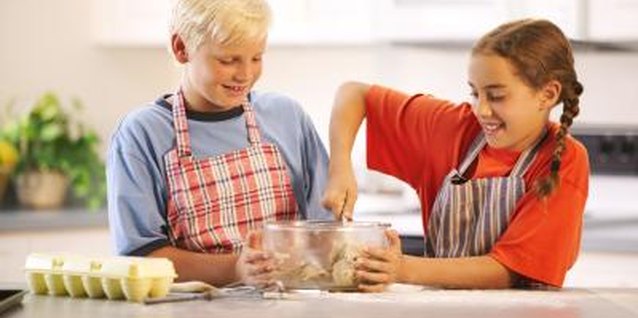 Thinkstock Images/Comstock/Getty Images Regular oatmeal can be substituted directly for the quick-cooking variety.