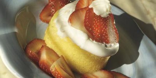 Jupiterimages/liquidlibrary/Getty Images Homemade whipped cream adds elegance to desserts.