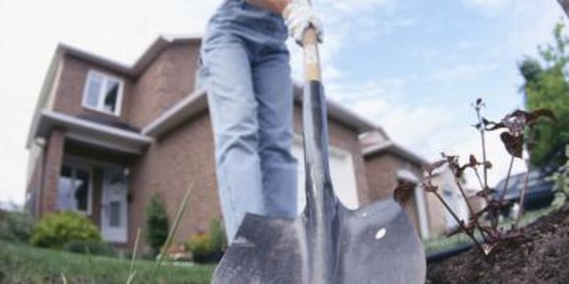 Hemera Technologies/Photos.com/Getty Images Digging is tough work, but it's easier with the right kind of shovel.