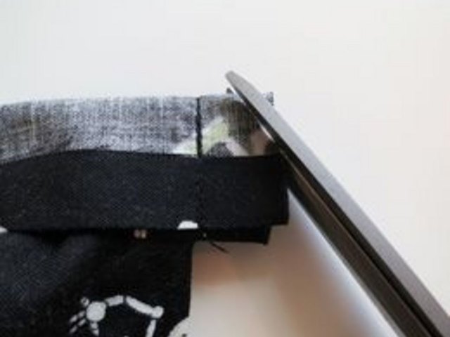 Short sides of waistband.
