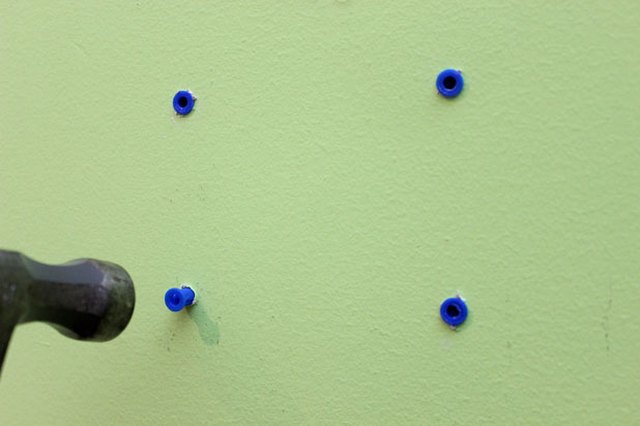 Insert drywall anchors