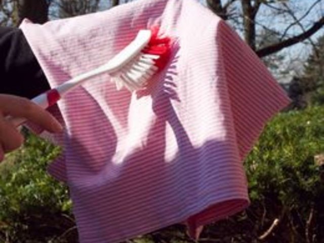 How to Remove Mildew from Clothing