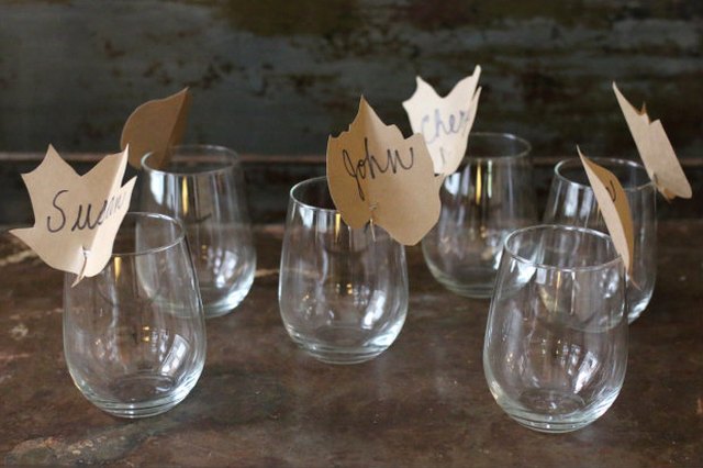 Help guests find their seats with floating leaf place cards.