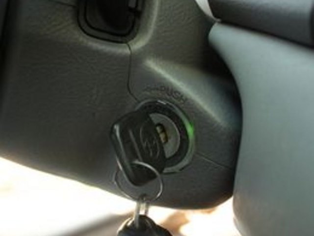 How to Turn Off the Maintenance Required Light on a Toyota Camry