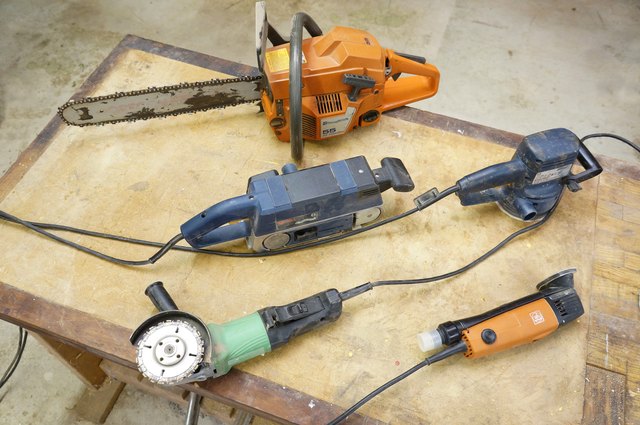 Power tool collection for the stump table.