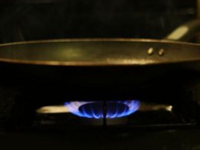How to Cook a T-Bone Steak on the Stove