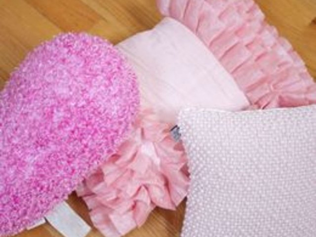 How to Wash Pillows