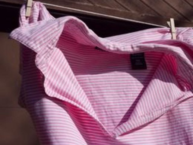 How to Remove Mildew from Clothing
