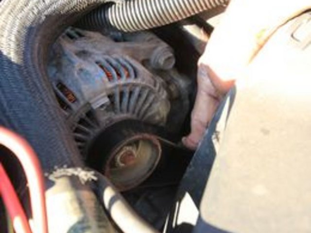The alternator helps keep your battery--and your car--running smoothly. The alternator helps keep your battery--and your car--running smoothly.