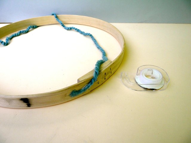 Tape Yarn to Hoop.