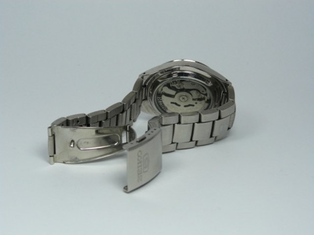 Remove links in a link watch to adjust its size.