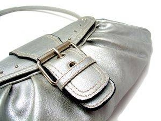 Keeping a vinyl handbag clean can be tricky.