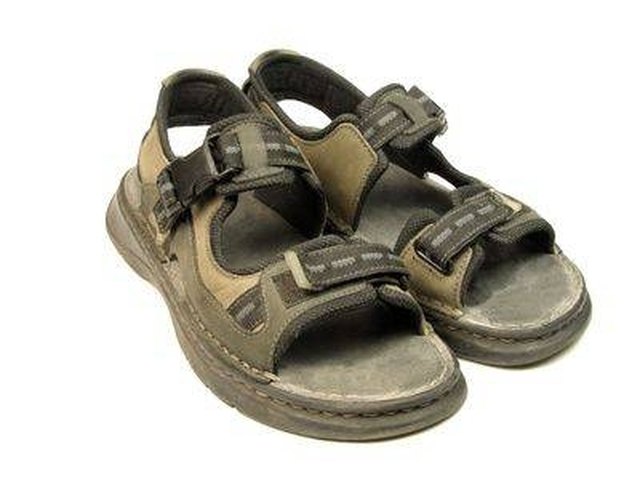 Wash the Soles of Sandals