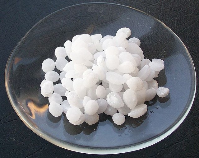 Sodium Hydroxide Used to Make Bleach